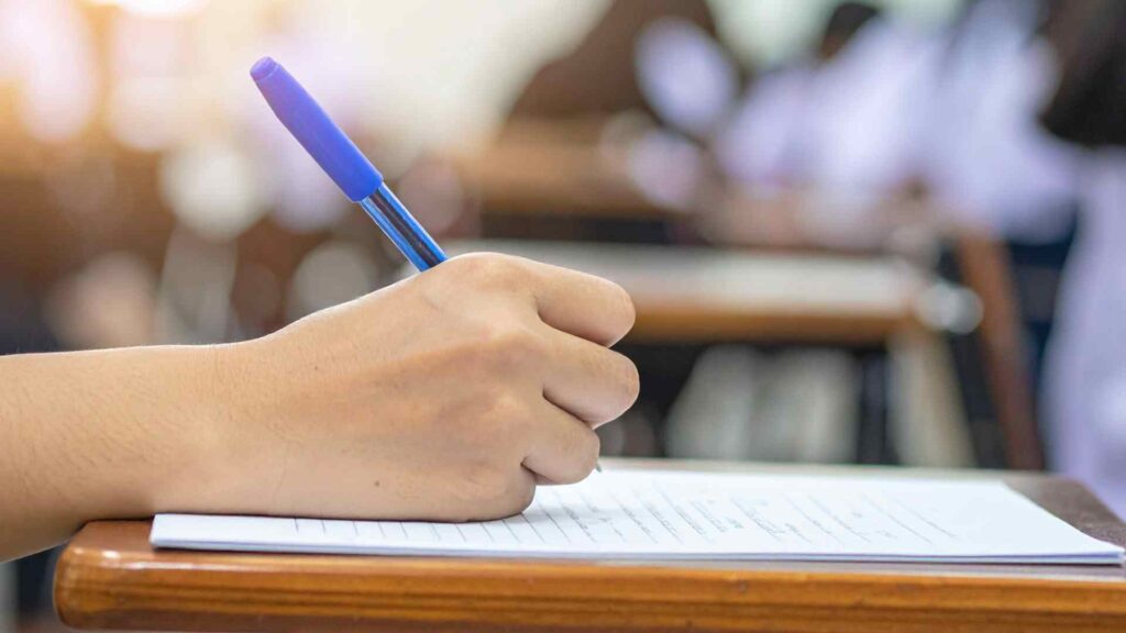 איך למצוא מאמרים אקדמיים באנגלית בחינם