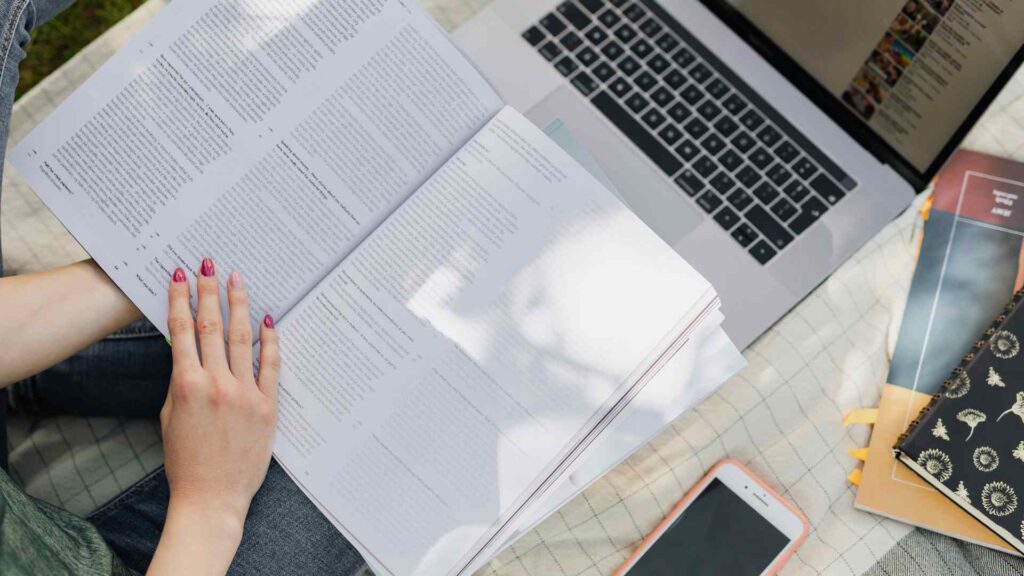 איך כותבים ביבליוגרפיה של אתר אינטרנט 